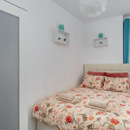 Nice Apartments 20 Meters From The Beach Fuengirola Exterior photo